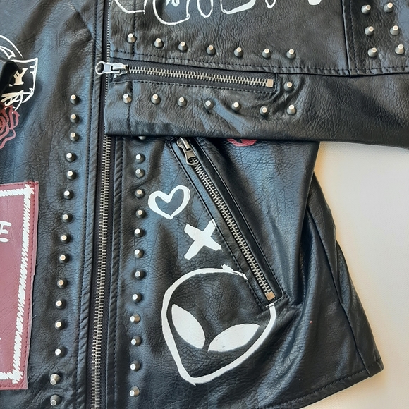 Dope Faux Leather Women's Graffiti Biker Jacket - Picture 7 of 9